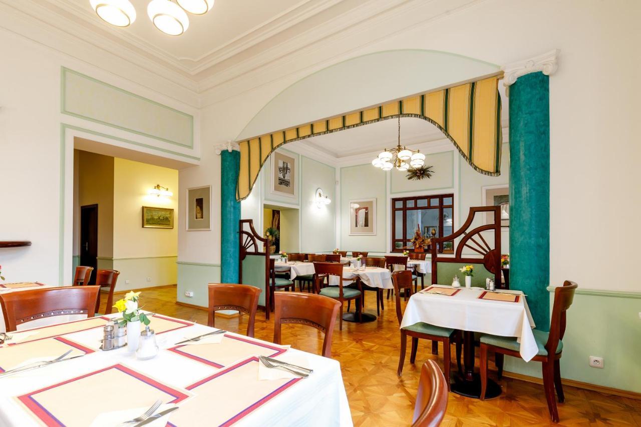 Hotel Ester Karlovy Vary Exterior foto