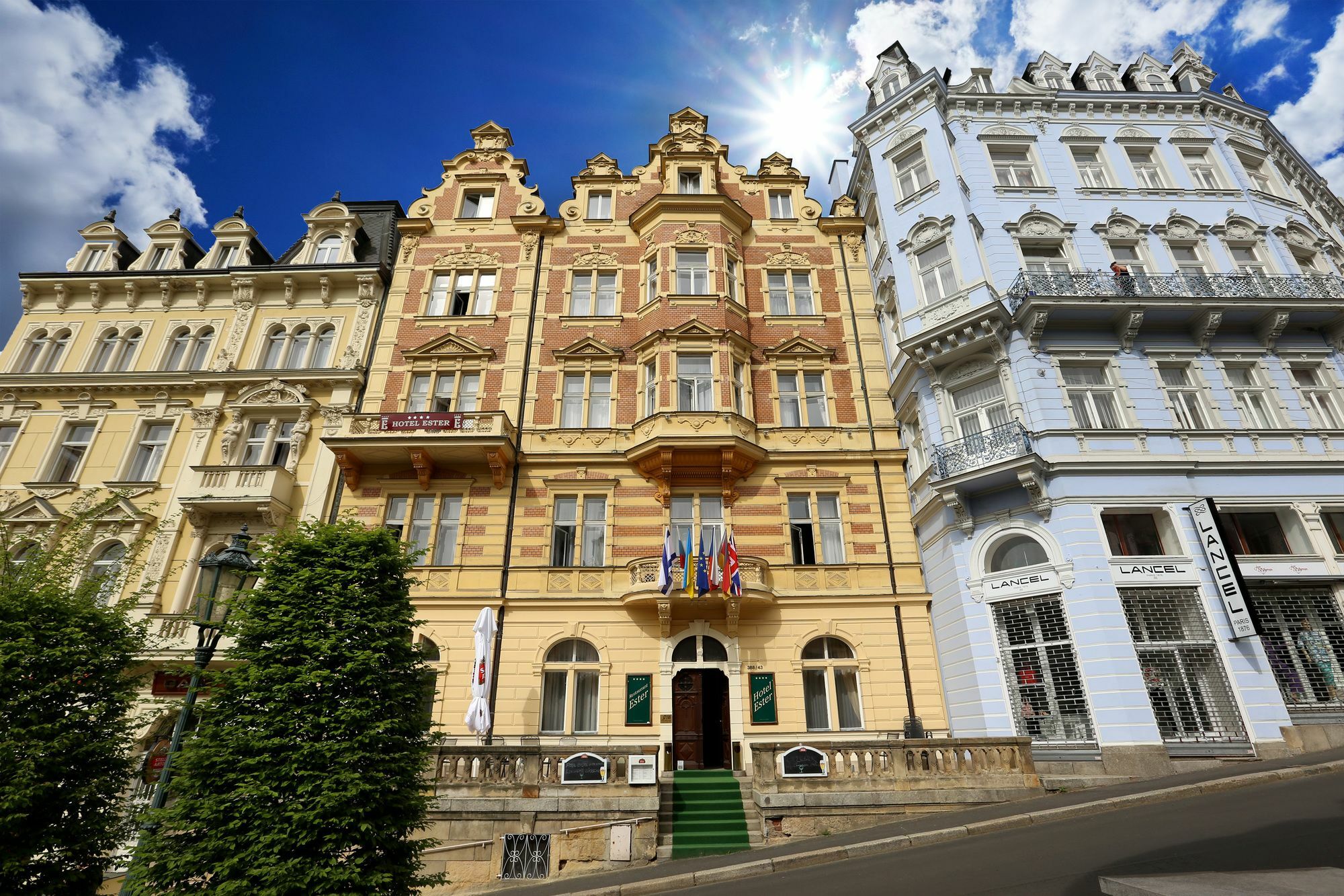 Hotel Ester Karlovy Vary Exterior foto